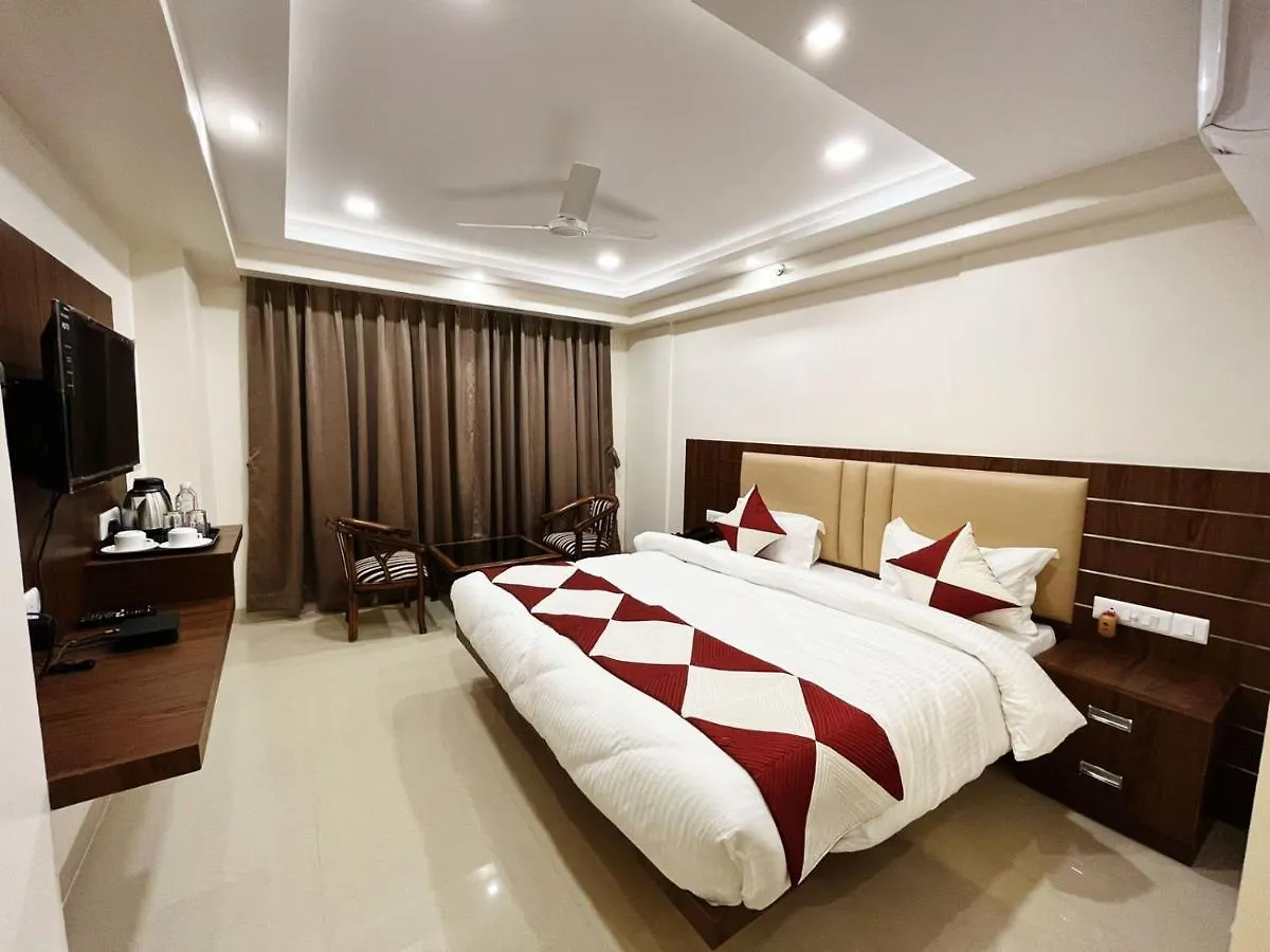 Hotel Mk Grand Varanasi