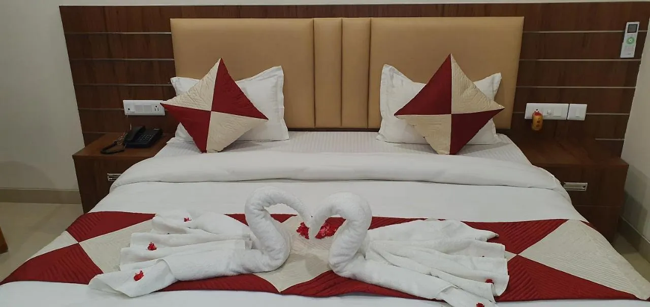 Hotel Mk Grand Varanasi India