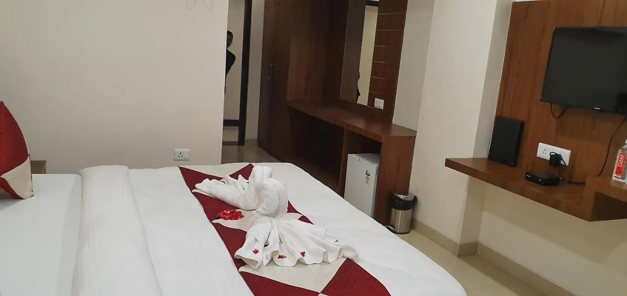 Hotel Mk Grand Varanasi