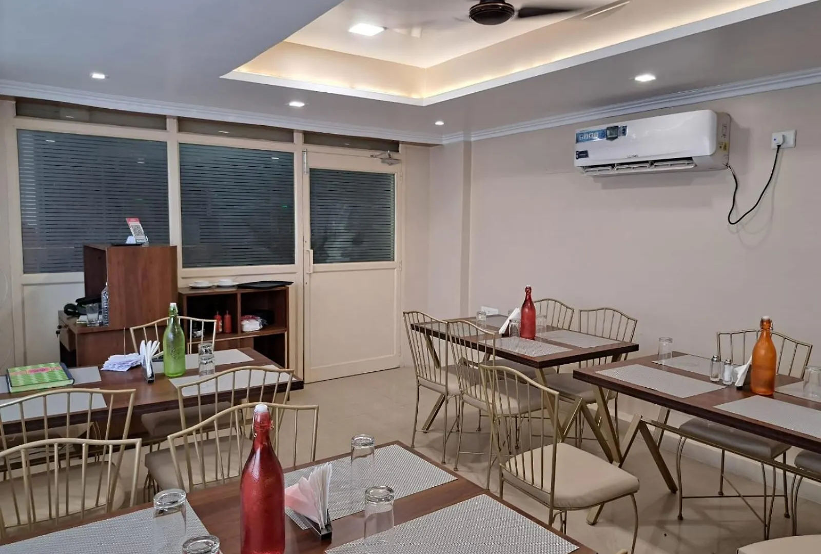 Hotel Mk Grand Varanasi 0*,